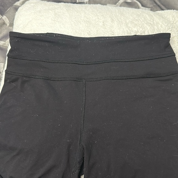 Lululemon mid rise groove pants straight 28” - Picture 4 of 7